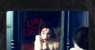 King Castle Dracula cover