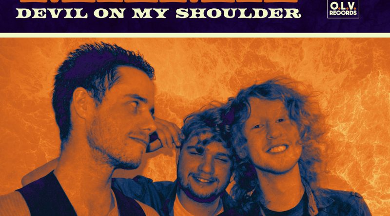 Heavy Mama Devil on My Shoulder single cover